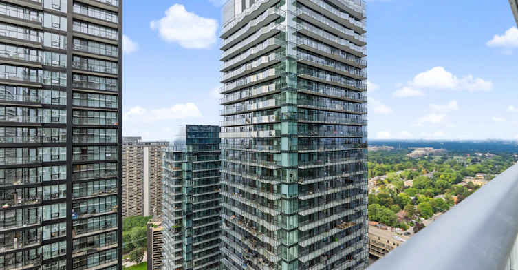 3011-99 Broadway Avenue, Toronto, ON, M4P 0E3 - 3