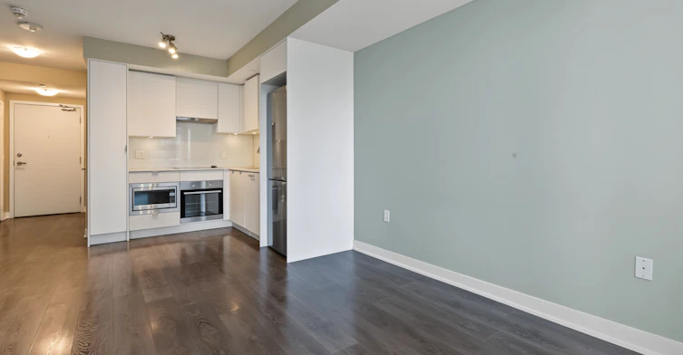 3011-99 Broadway Avenue, Toronto, ON, M4P 0E3 - 7