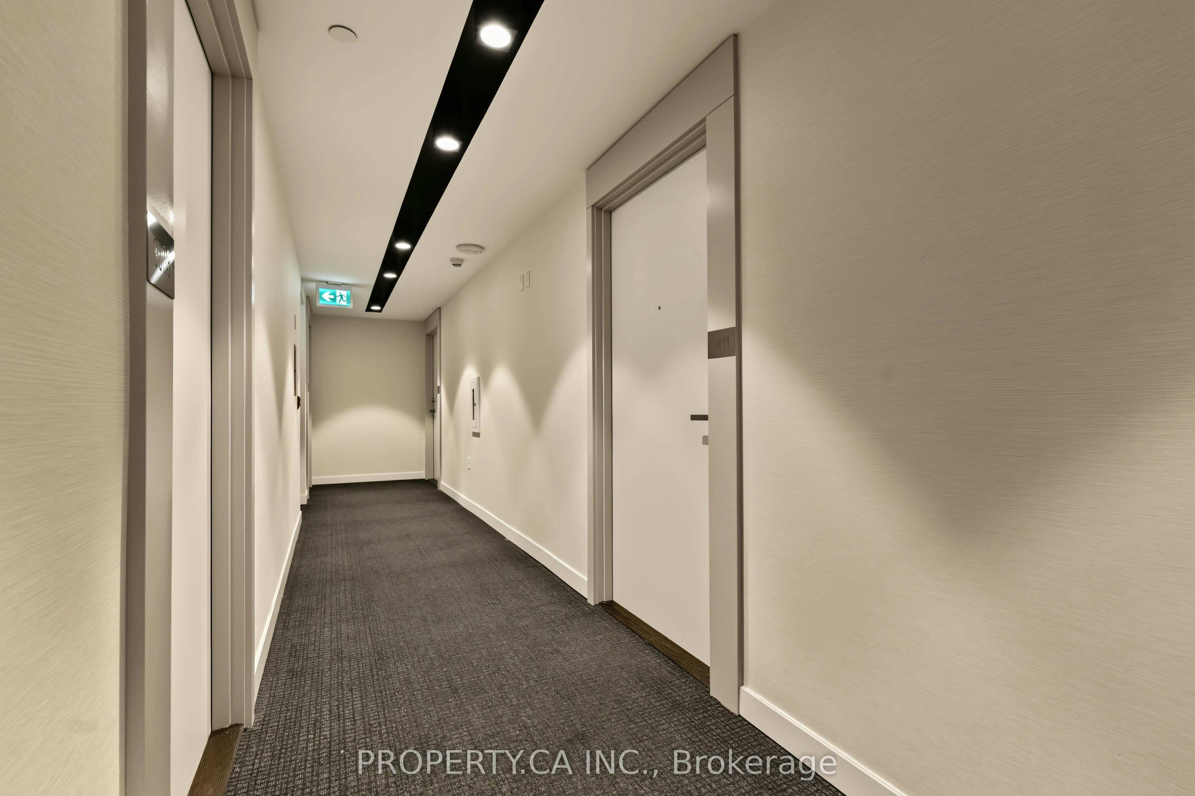 3011-99 Broadway Avenue, Toronto, ON, M4P 0E3 - 2