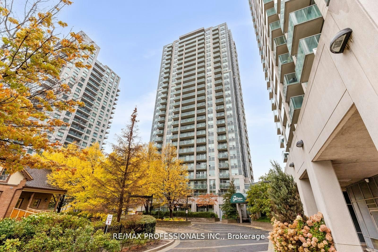 706-18 Harrison Garden Boulevard, Toronto, ON, M2N 7J7
