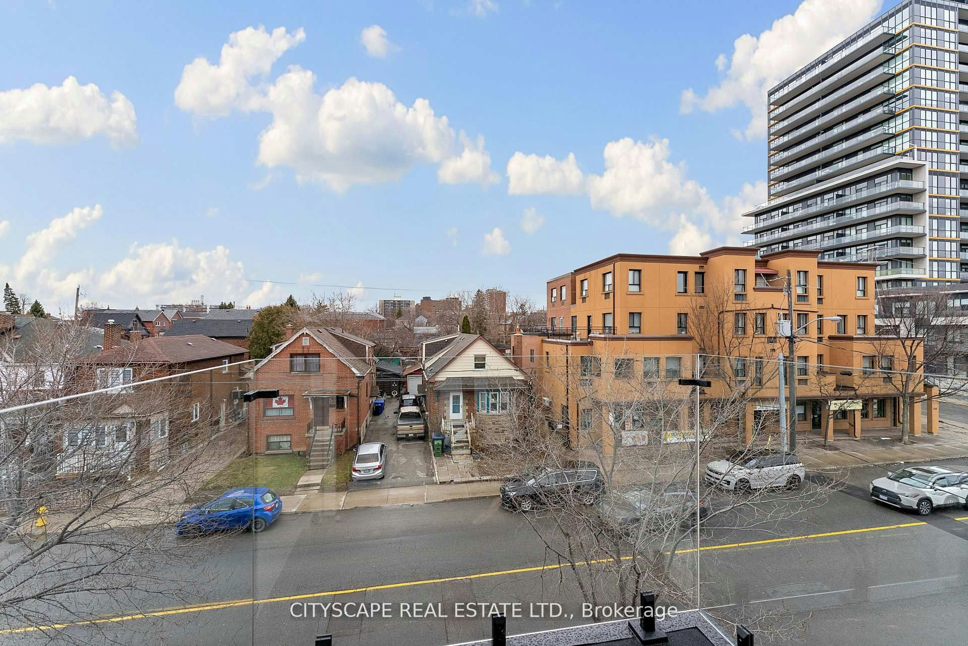 Upper #4-589 Oakwood Avenue, Toronto, ON, M6E 2X8 - 33