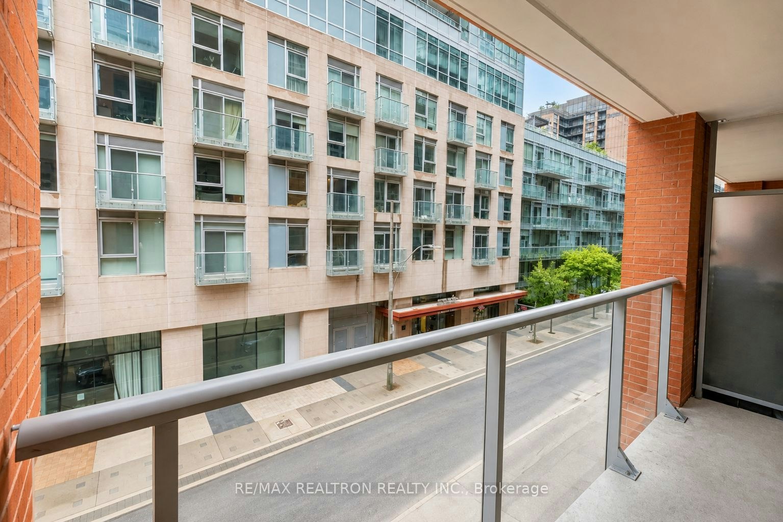 309-21 Nelson Street, Toronto, ON, M5V 3H9 - 16