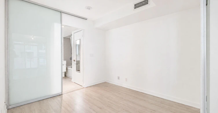 309-21 Nelson Street, Toronto, ON, M5V 3H9 - 10
