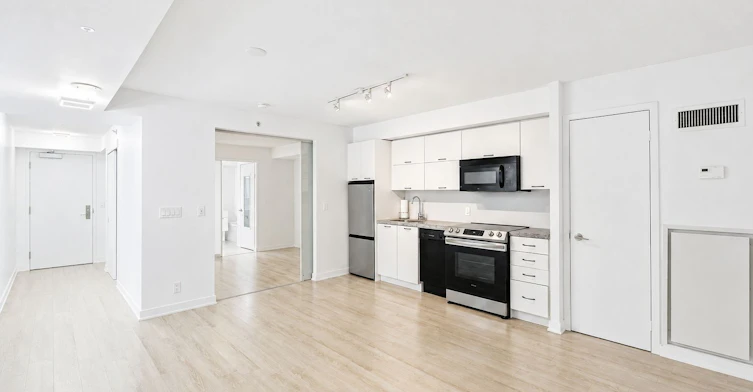 309-21 Nelson Street, Toronto, ON, M5V 3H9 - 4