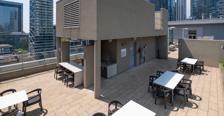 309-21 Nelson Street, Toronto, ON, M5V 3H9 - 18