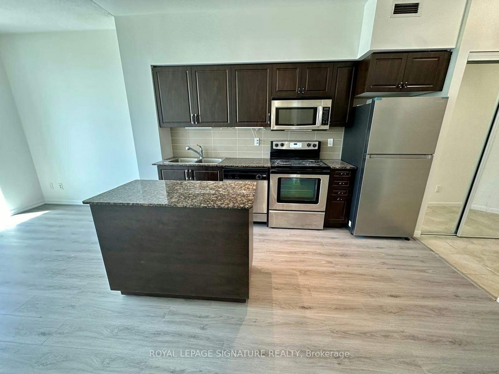 3709-215 Fort York Boulevard, Toronto, ON, M5V 4A2 - 13