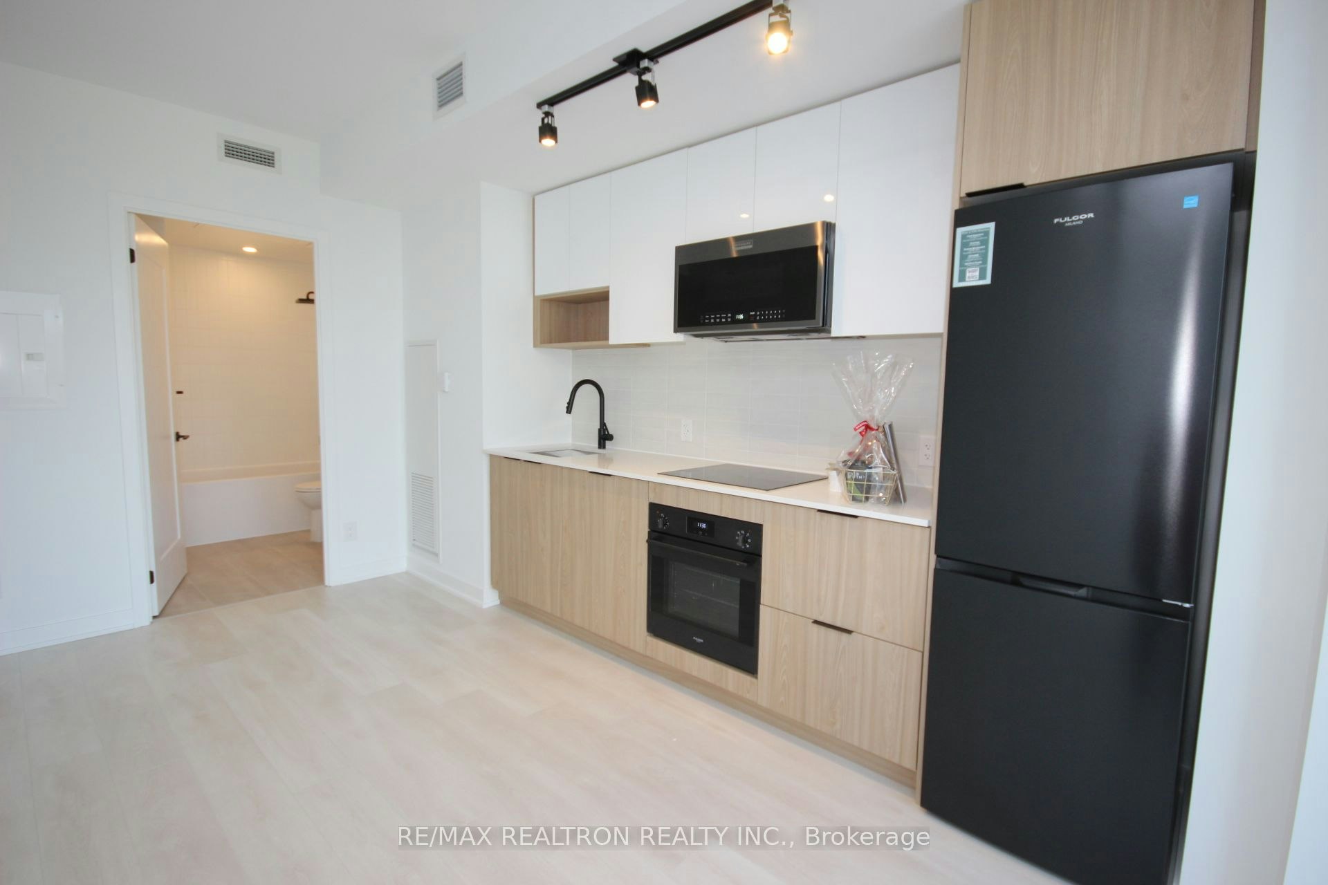 622-5 Defries Street, Toronto, ON, M5A 0W7 - 15