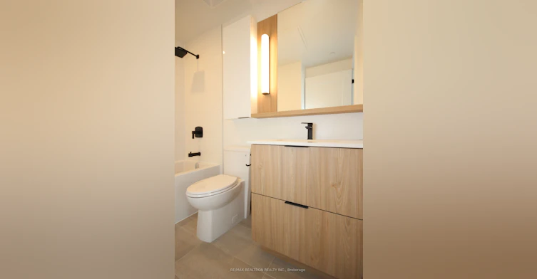 622-5 Defries Street, Toronto, ON, M5A 0W7 - 17