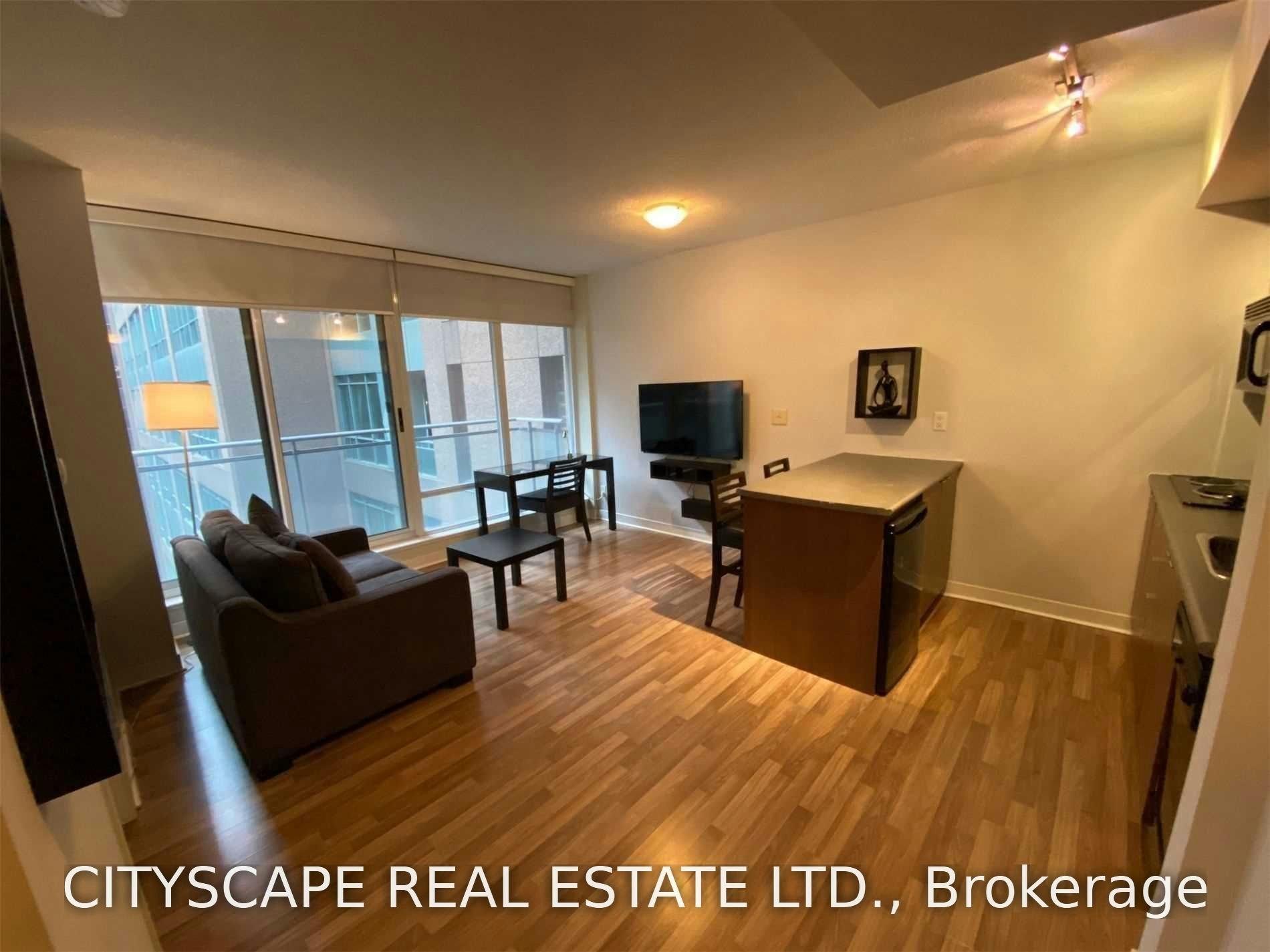 1702-8 Colborne Street, Toronto, ON, M5E 1E1