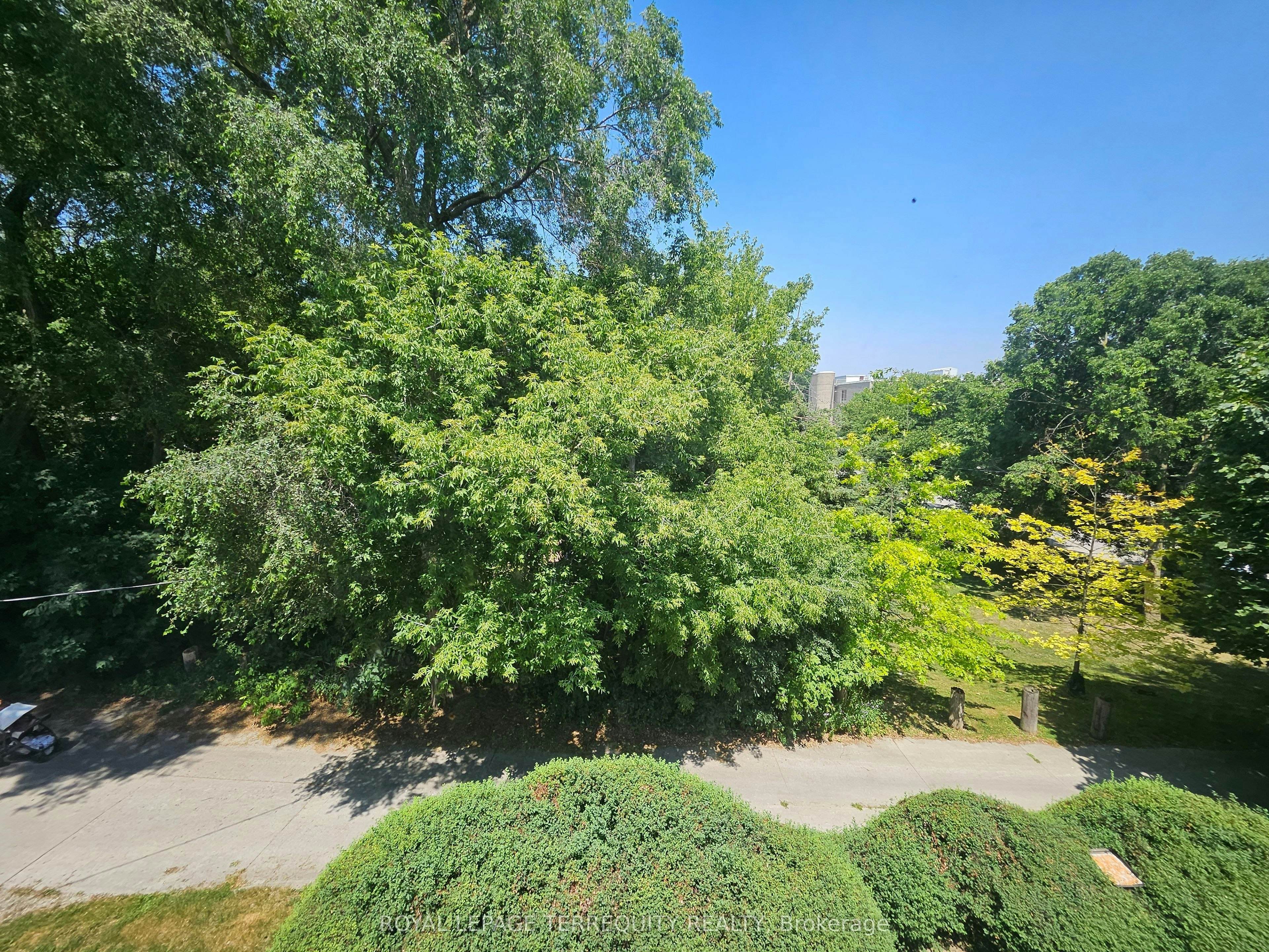 5-450 Arlington Avenue, Toronto, ON, M6C 3A2 - 7