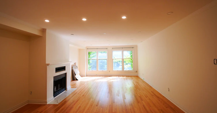 45 Soho Square, Toronto, ON, M5T 2Z2 - 4
