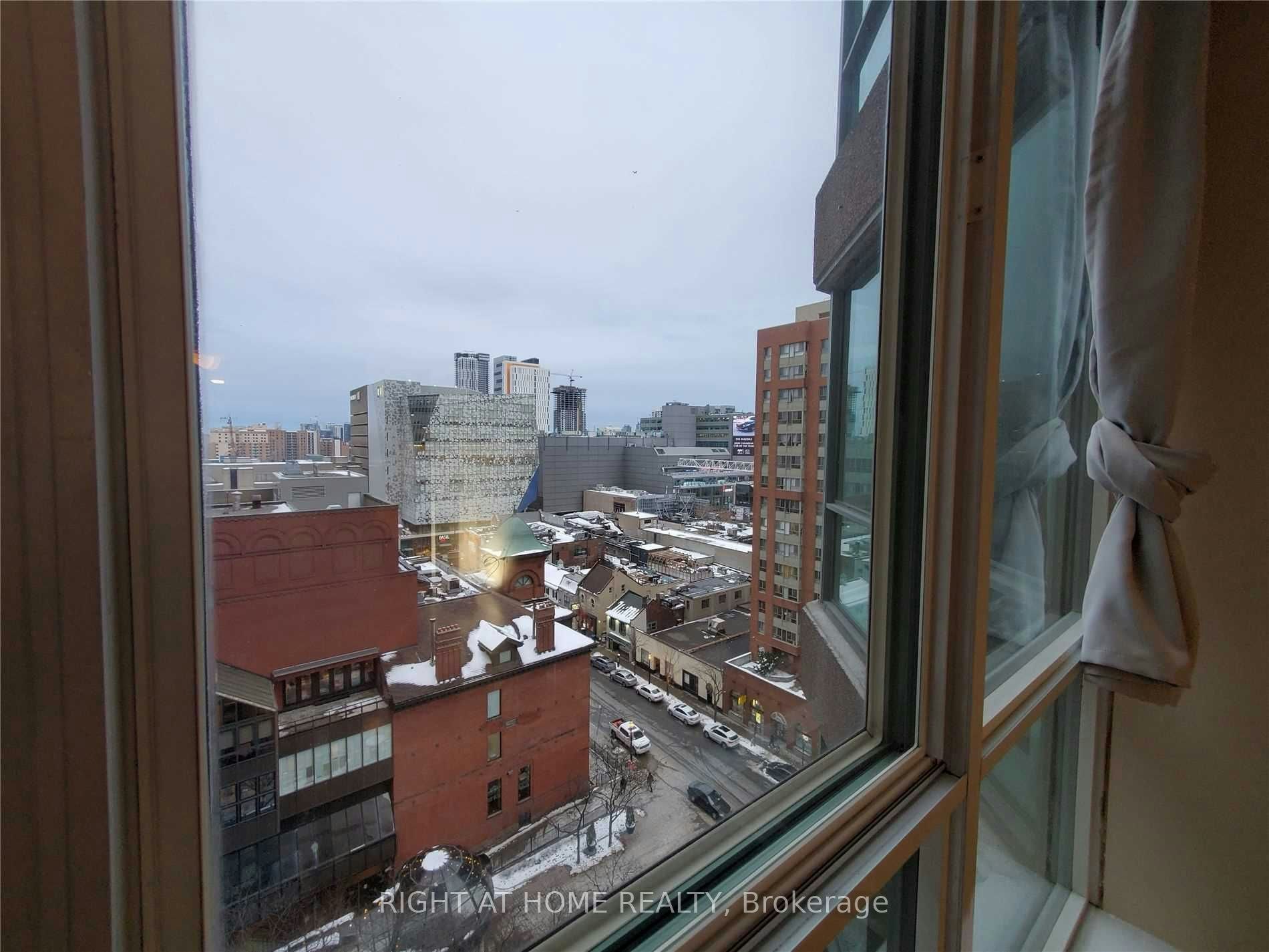 1109-38 Elm Street, Toronto, ON, M5G 2K5 - 5