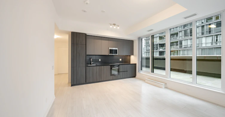 822-400 King Street W, Toronto, ON, M5V 1K2