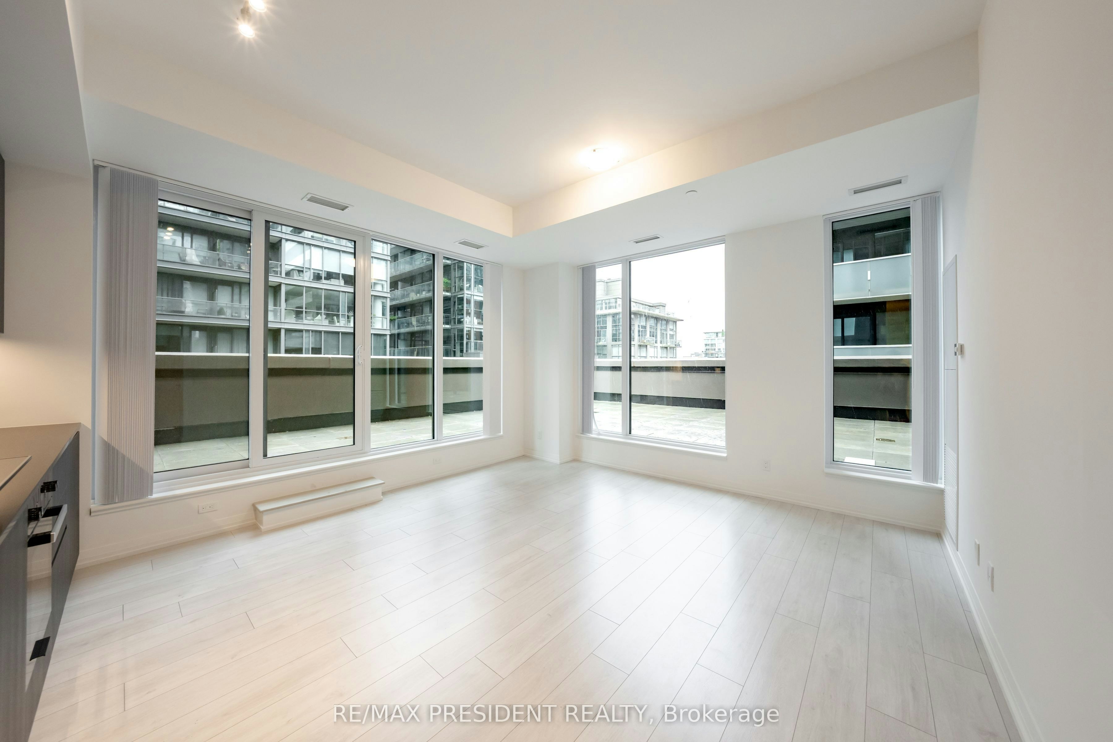 822-400 King Street W, Toronto, ON, M5V 1K2 - 2