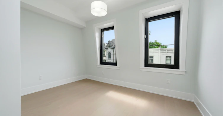 2-21 Belmont Street S, Toronto, ON, M5R 1P9 - 9