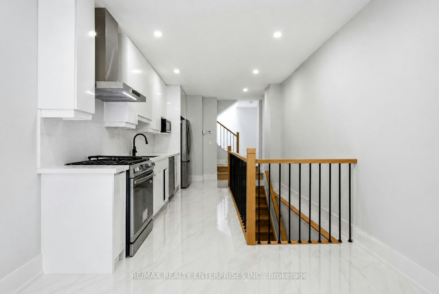 2-21 Belmont Street S, Toronto, ON, M5R 1P9 - 3
