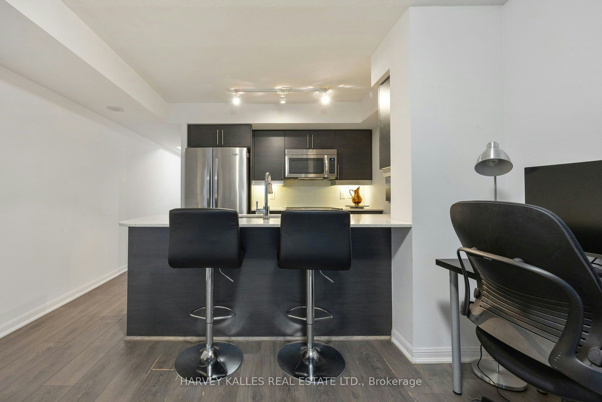 628-38 Grand Magazine Street, Toronto, ON, M5V 0B1 - 9