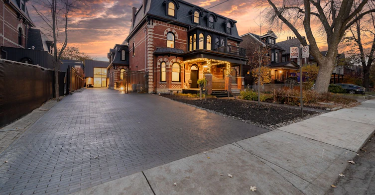 Main House-38 Beaconsfield Avenue, Toronto, ON, M6J 3H9