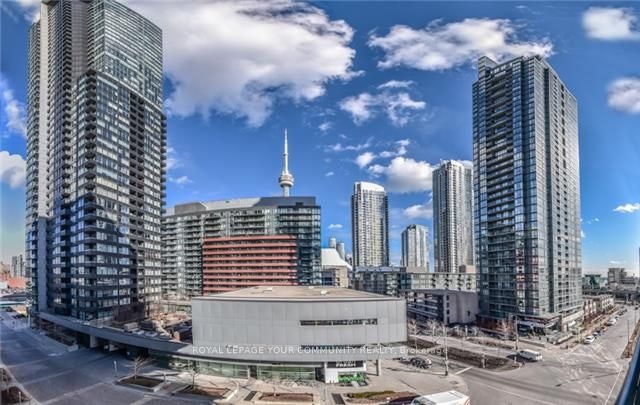 706-8 Telegram Mews, Toronto, ON, M5V 3Z5 - 2
