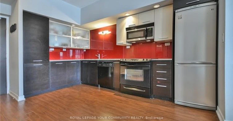 706-8 Telegram Mews, Toronto, ON, M5V 3Z5 - 3