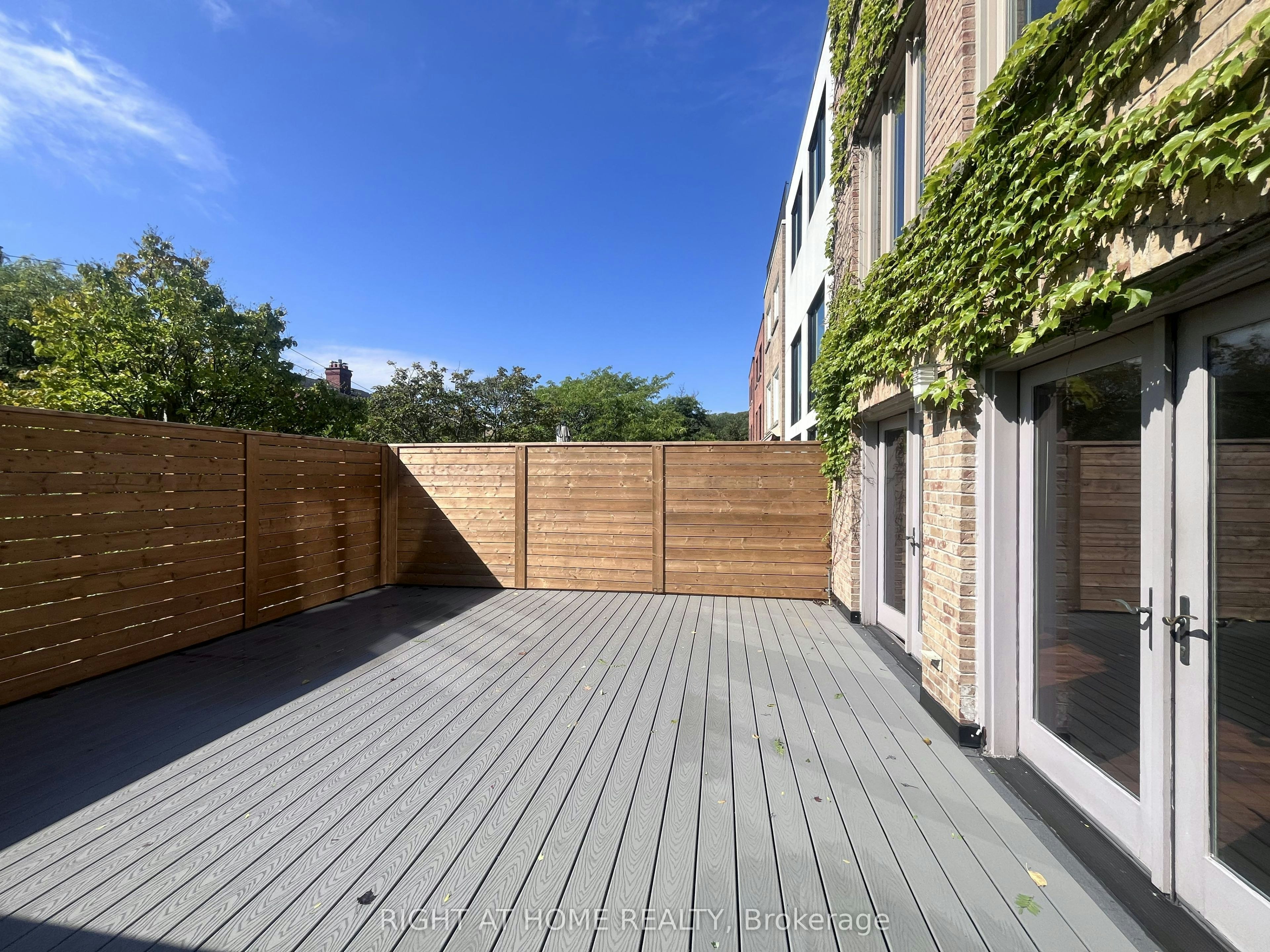 63 Walker Avenue, Toronto, ON, M4V 1G3 - 7