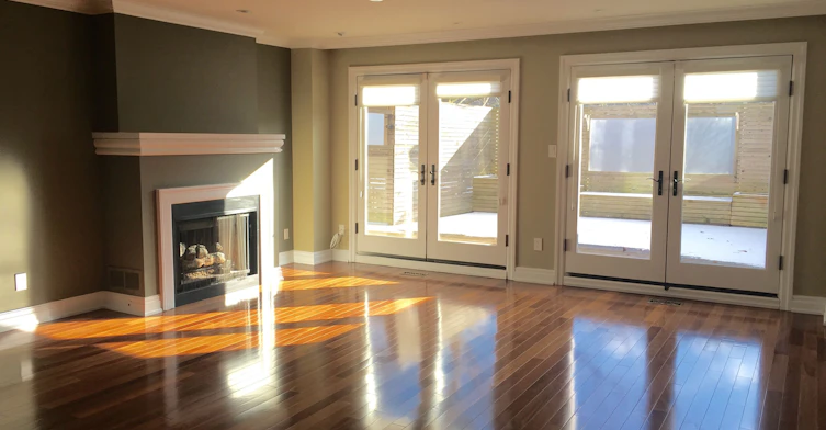 63 Walker Avenue, Toronto, ON, M4V 1G3 - 4