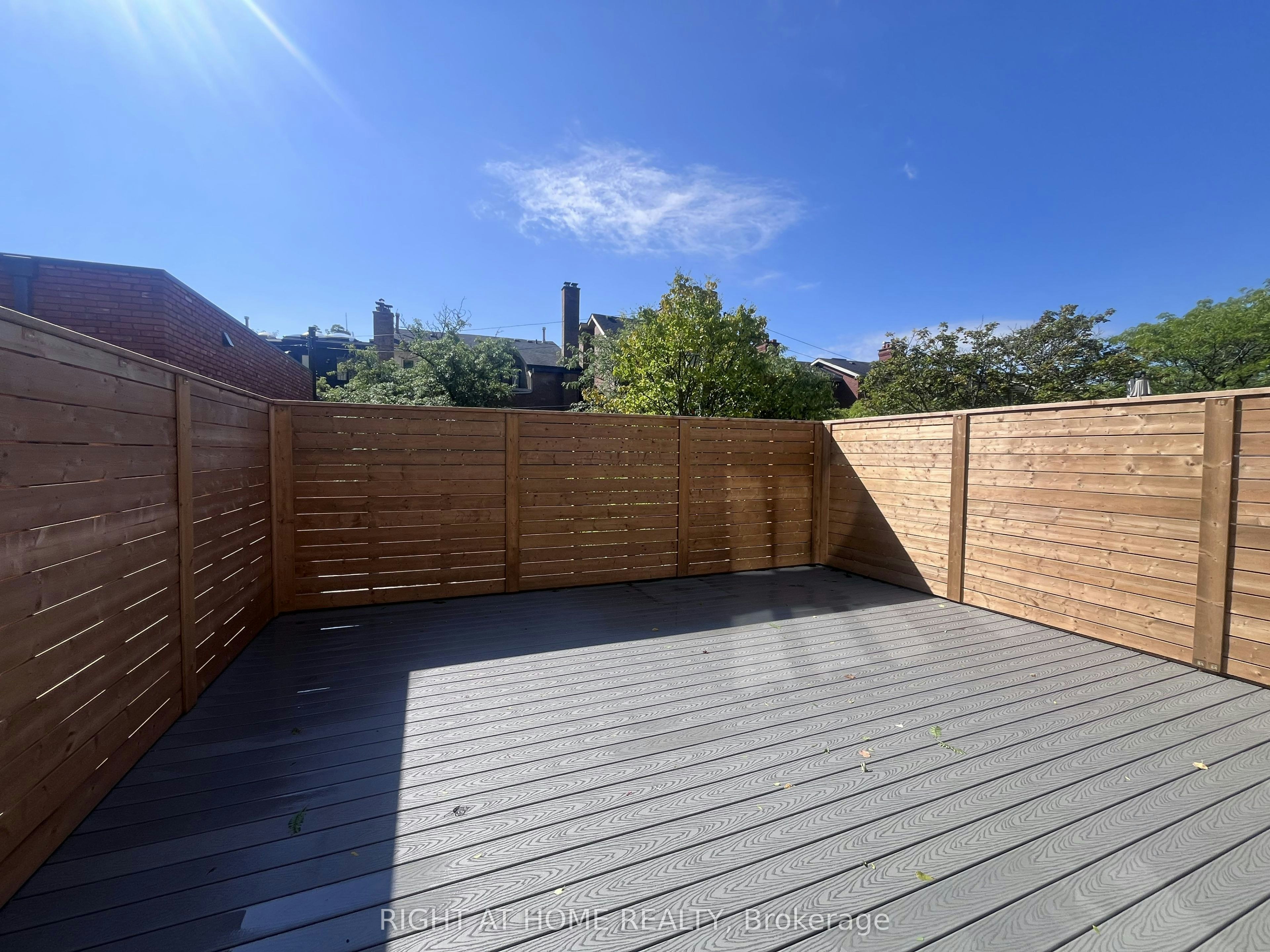 63 Walker Avenue, Toronto, ON, M4V 1G3 - 8
