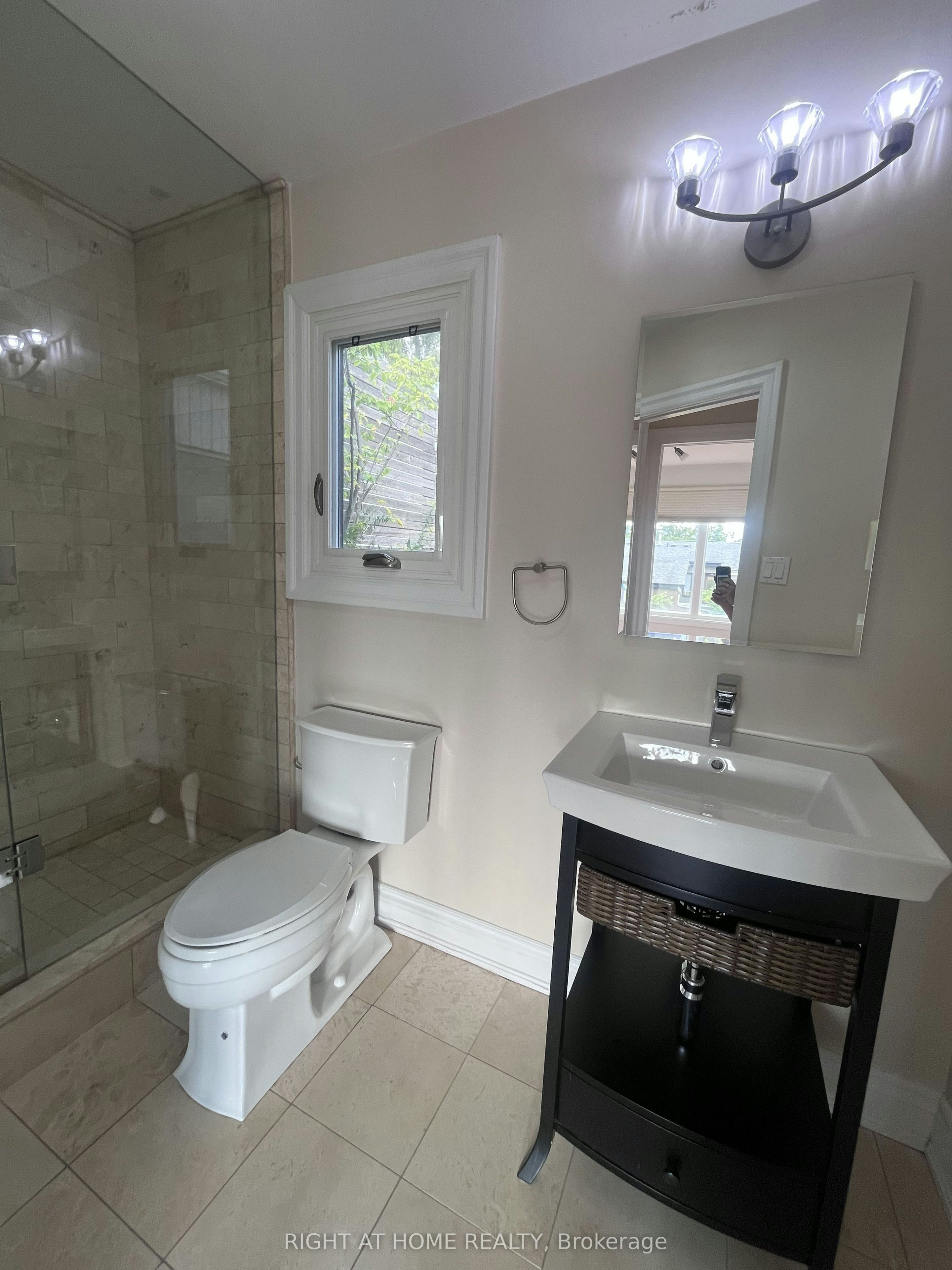 63 Walker Avenue, Toronto, ON, M4V 1G3 - 30