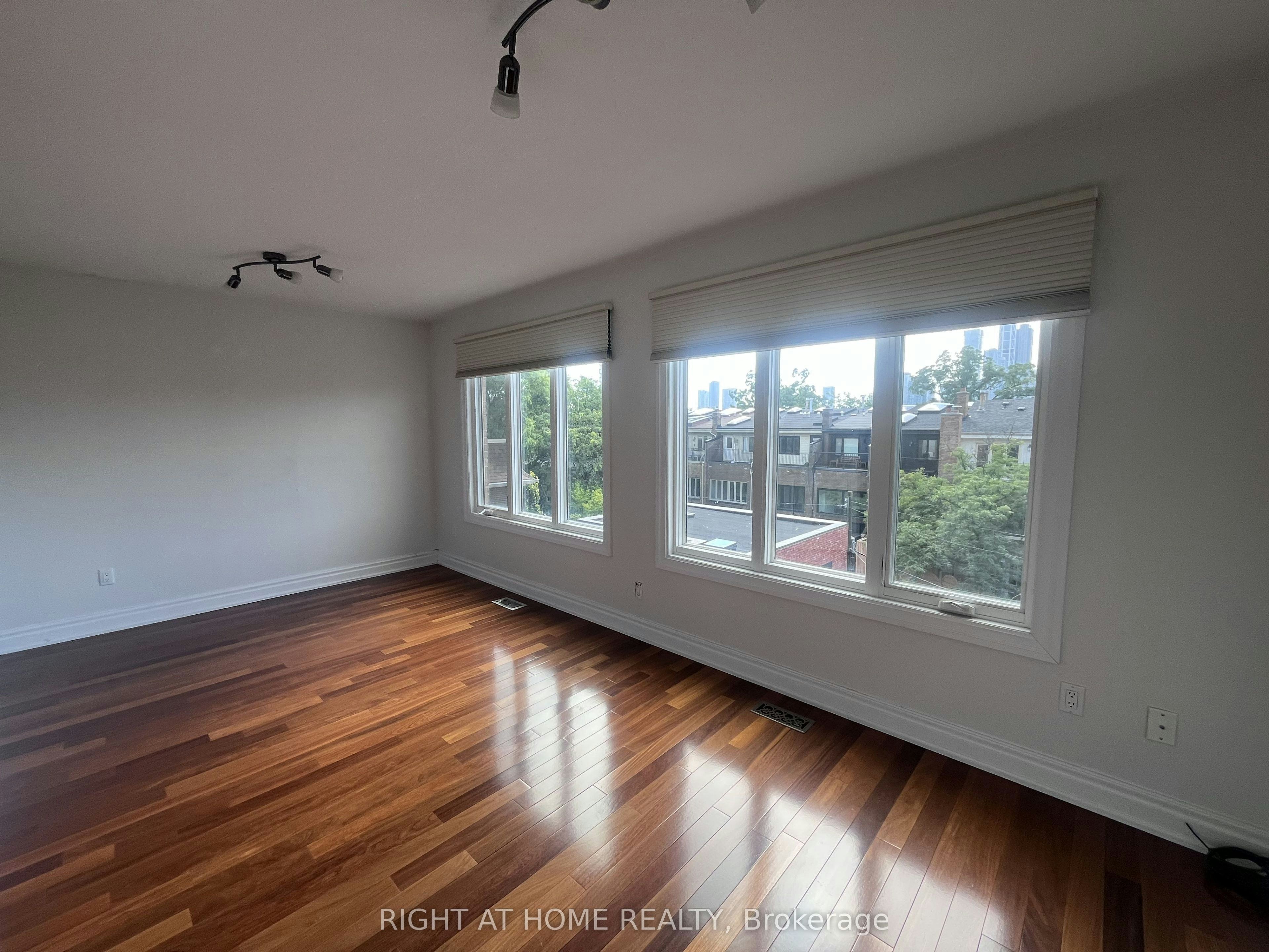 63 Walker Avenue, Toronto, ON, M4V 1G3 - 27