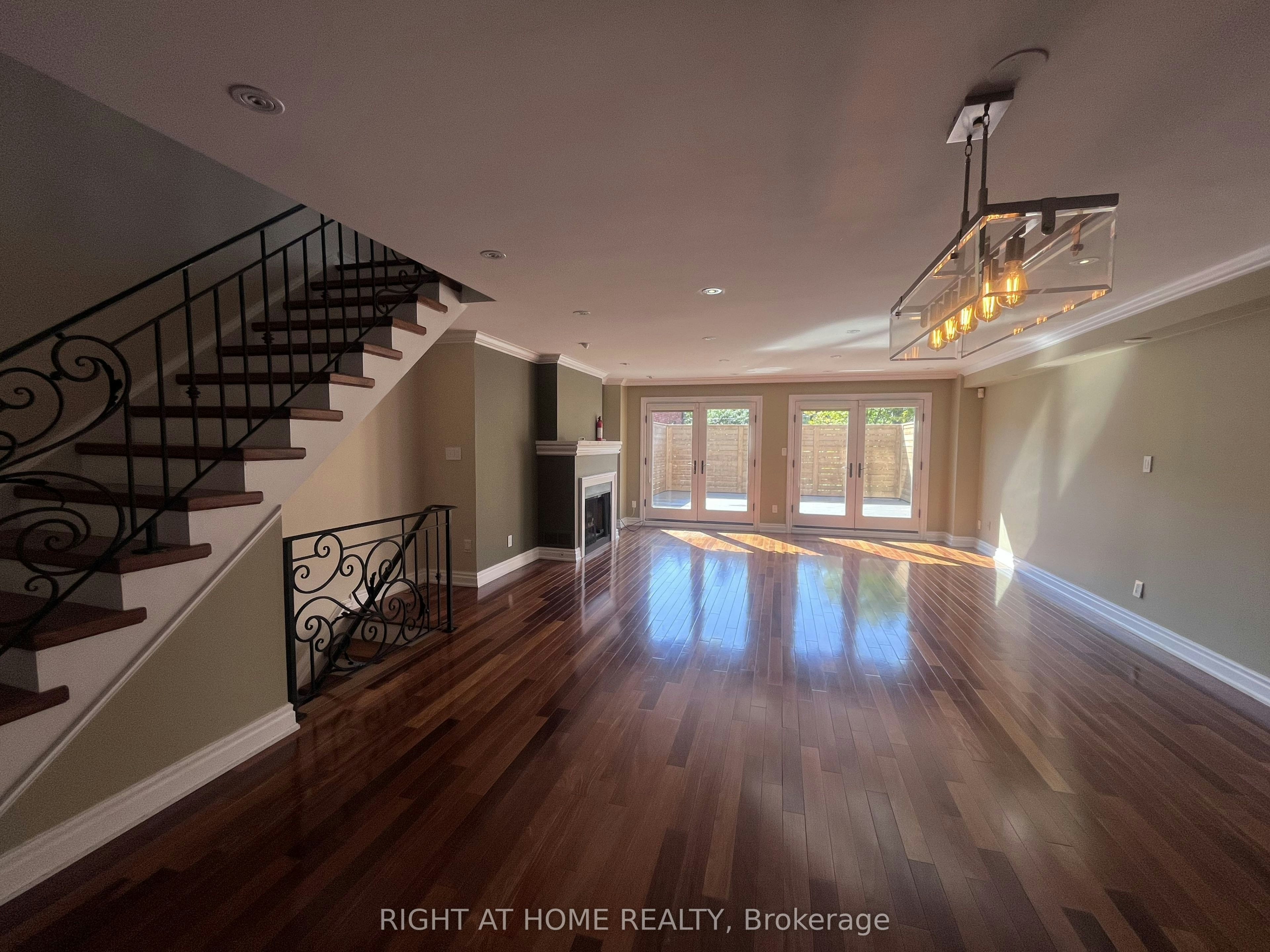 63 Walker Avenue, Toronto, ON, M4V 1G3 - 3