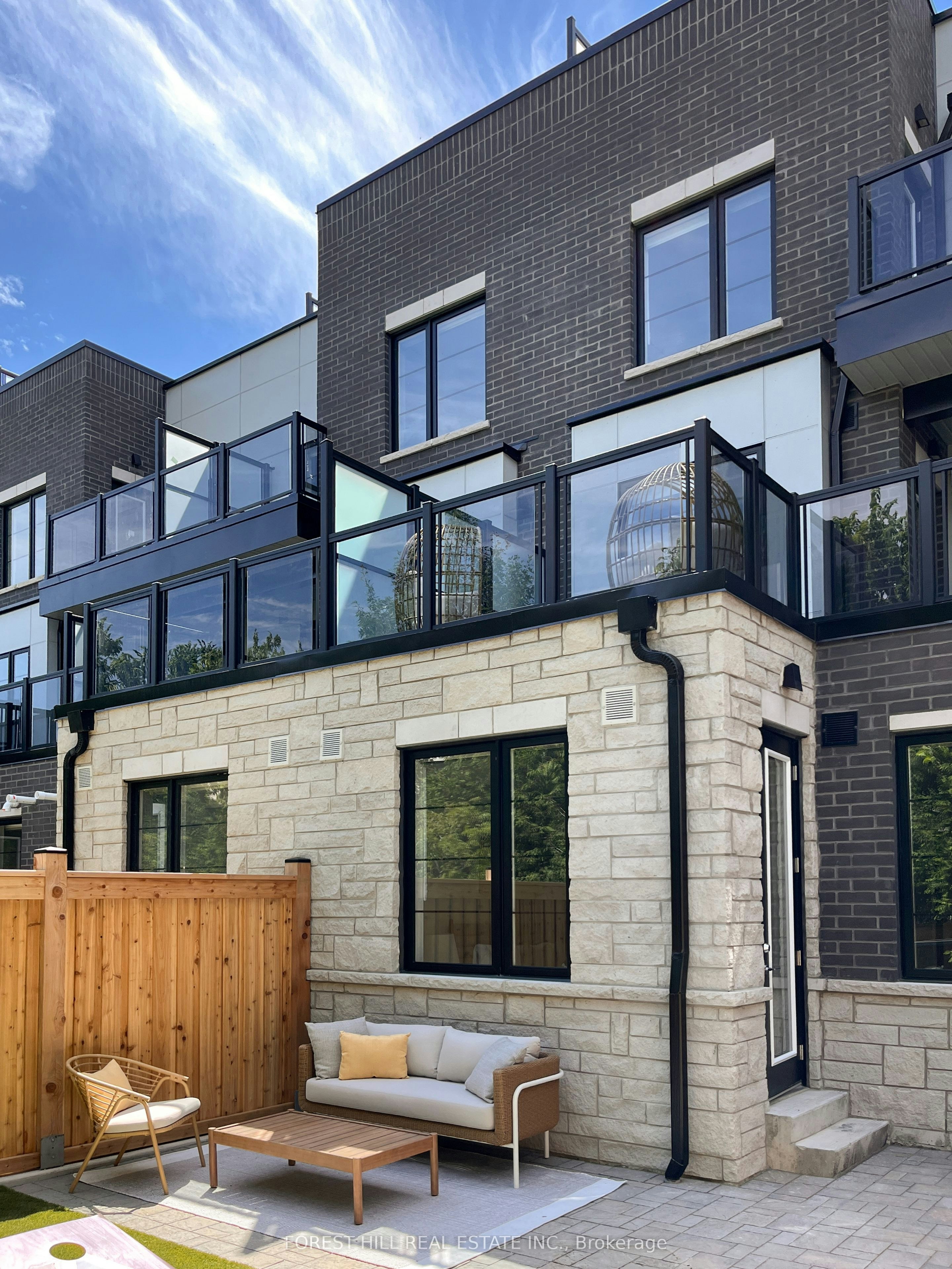 1-600 Brookdale Avenue, Toronto, ON, M4M 1S4 - 16