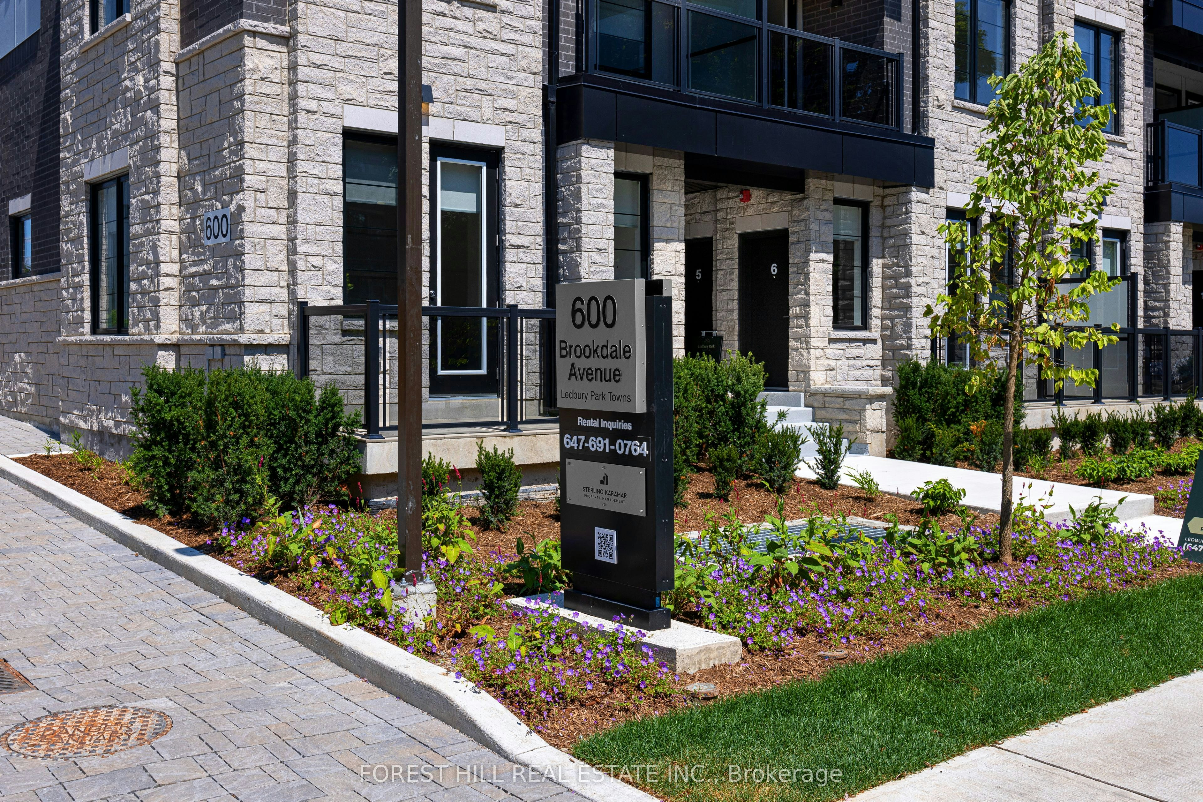 1-600 Brookdale Avenue, Toronto, ON, M4M 1S4 - 20