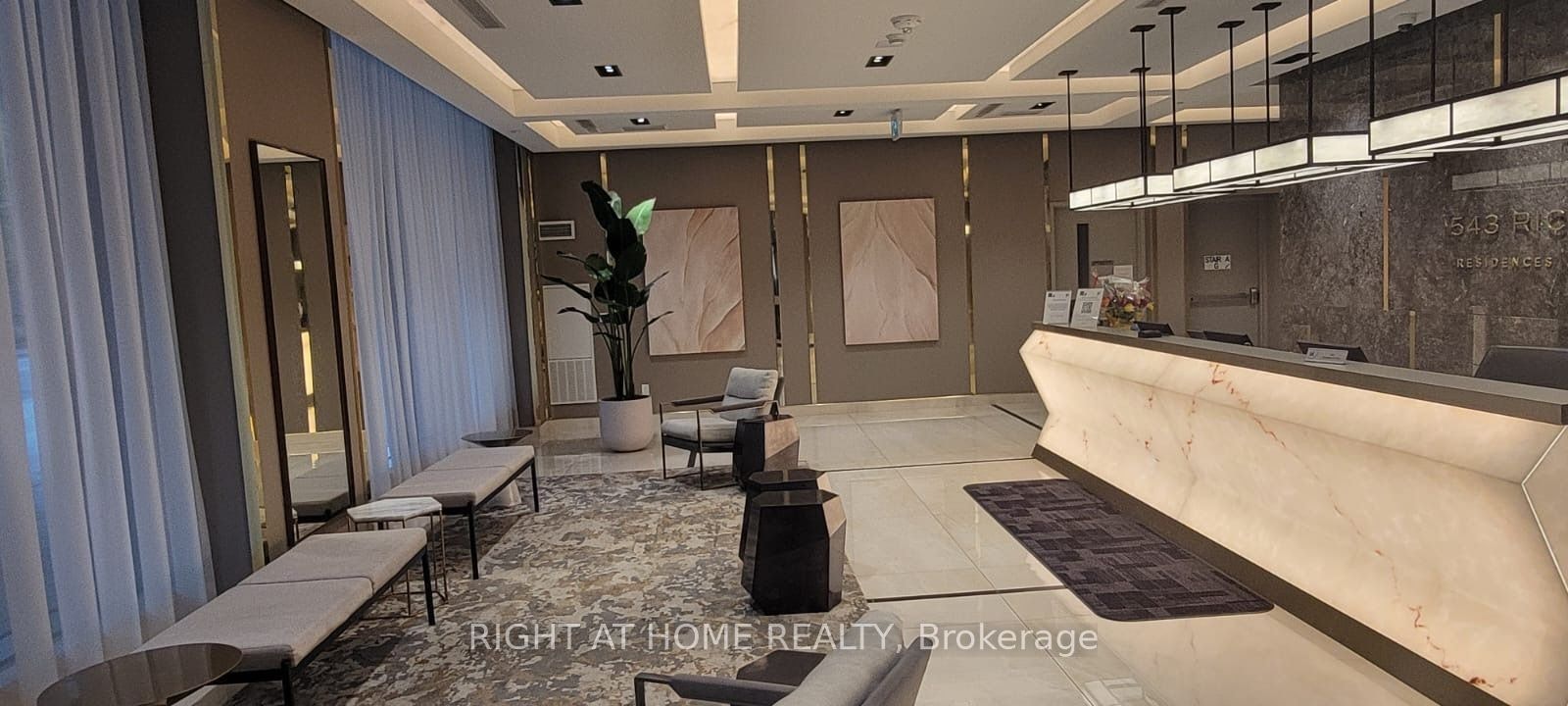 LPH15-543 Richmond Street W, Toronto, ON, M5V 0W9