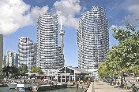 1601-8 York Street, Toronto, ON, M5J 2Y2