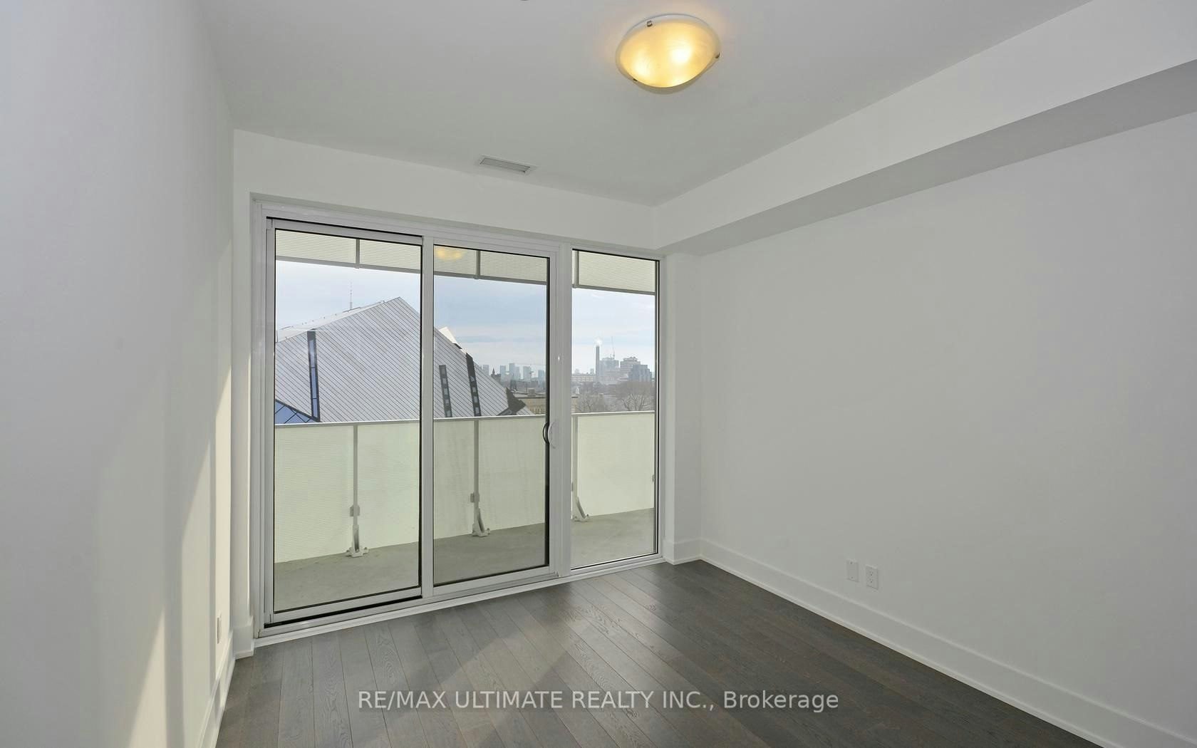 803-200 Bloor Street W, Toronto, ON, M5S 1T8 - 7