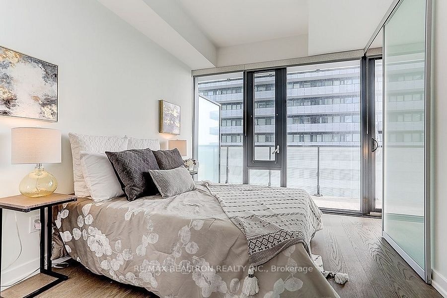 2708-161 Roehampton Avenue, Toronto, ON, M4P 1P9 - 12