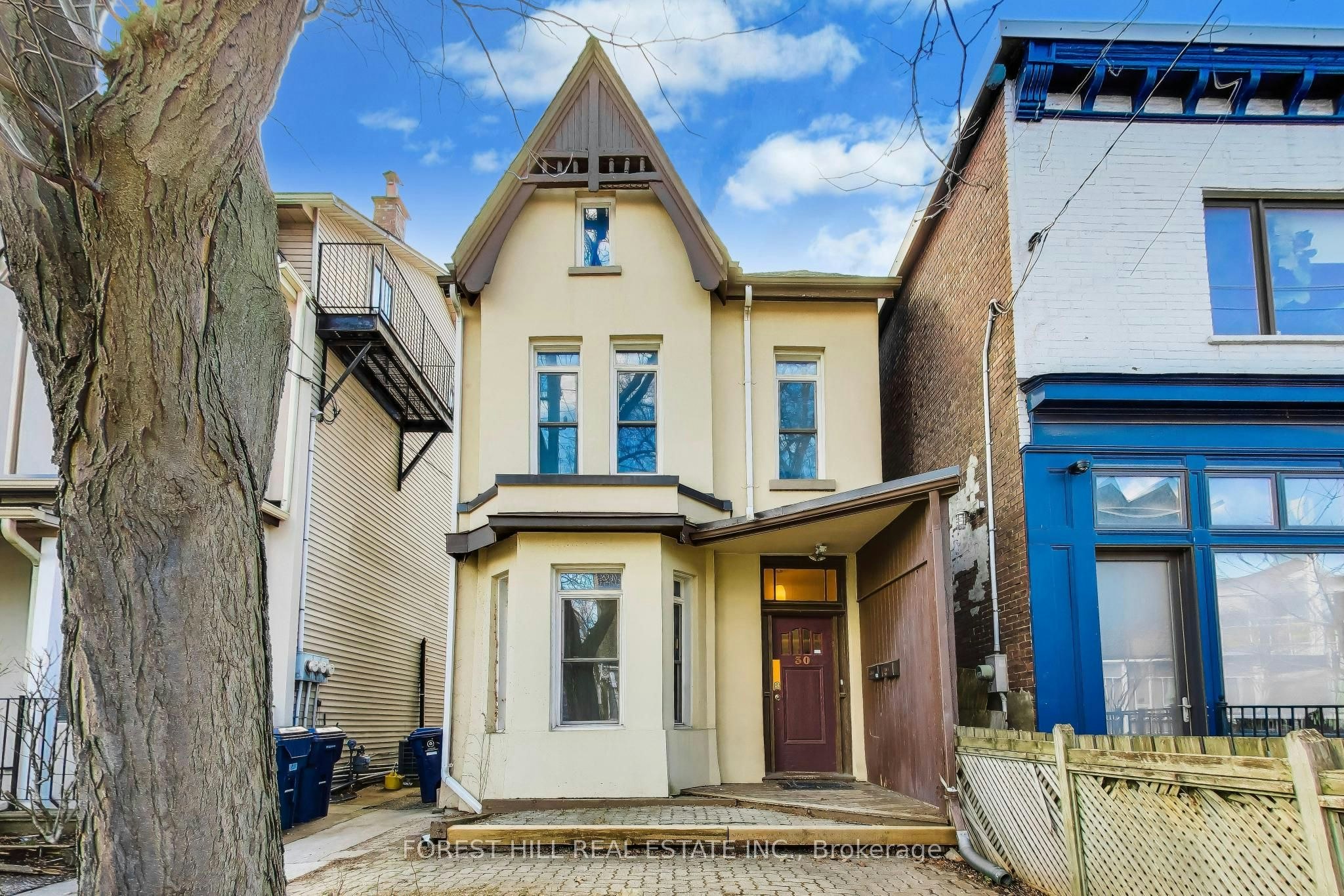 30 Robert Street, Toronto, ON, M5S 2K3