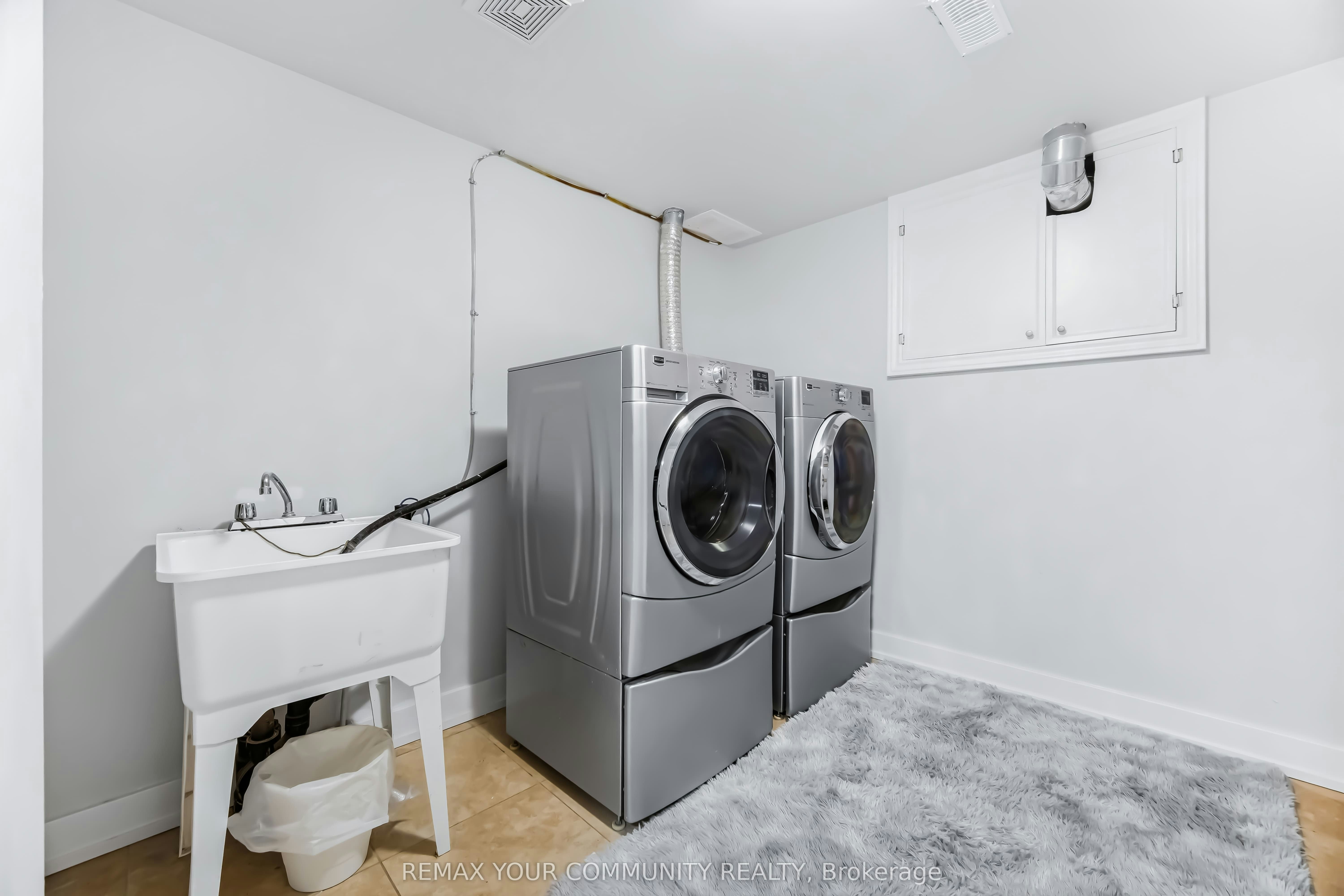 Lower-200 Goulding Avenue N, Toronto, ON, M2R 2P4 - 17