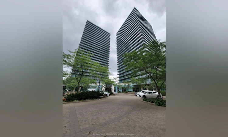 209-5500 Yonge Street
