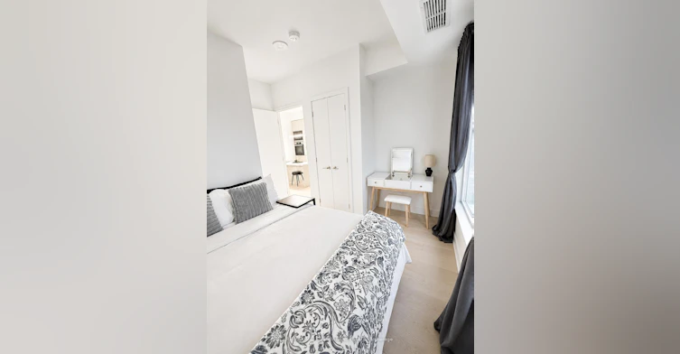 11 Yorkville Avenue, Toronto, ON, M4W 0B7 - 12