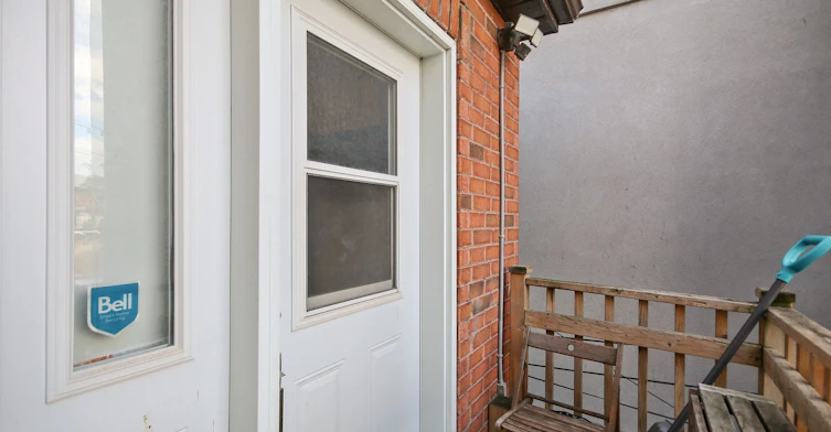 Upper-1048 Queen Street W, Toronto, ON, M6J 1H7 - 21