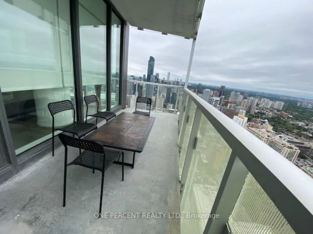 5502-197 Yonge Street, Toronto, ON, M5B 1M4 - 2