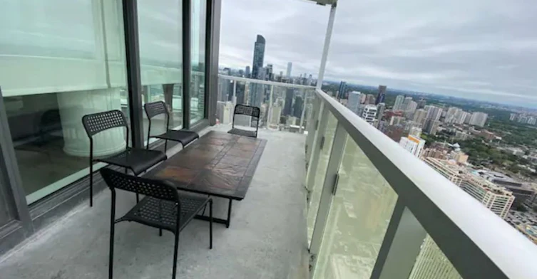 5502-197 Yonge Street, Toronto, ON, M5B 1M4 - 2