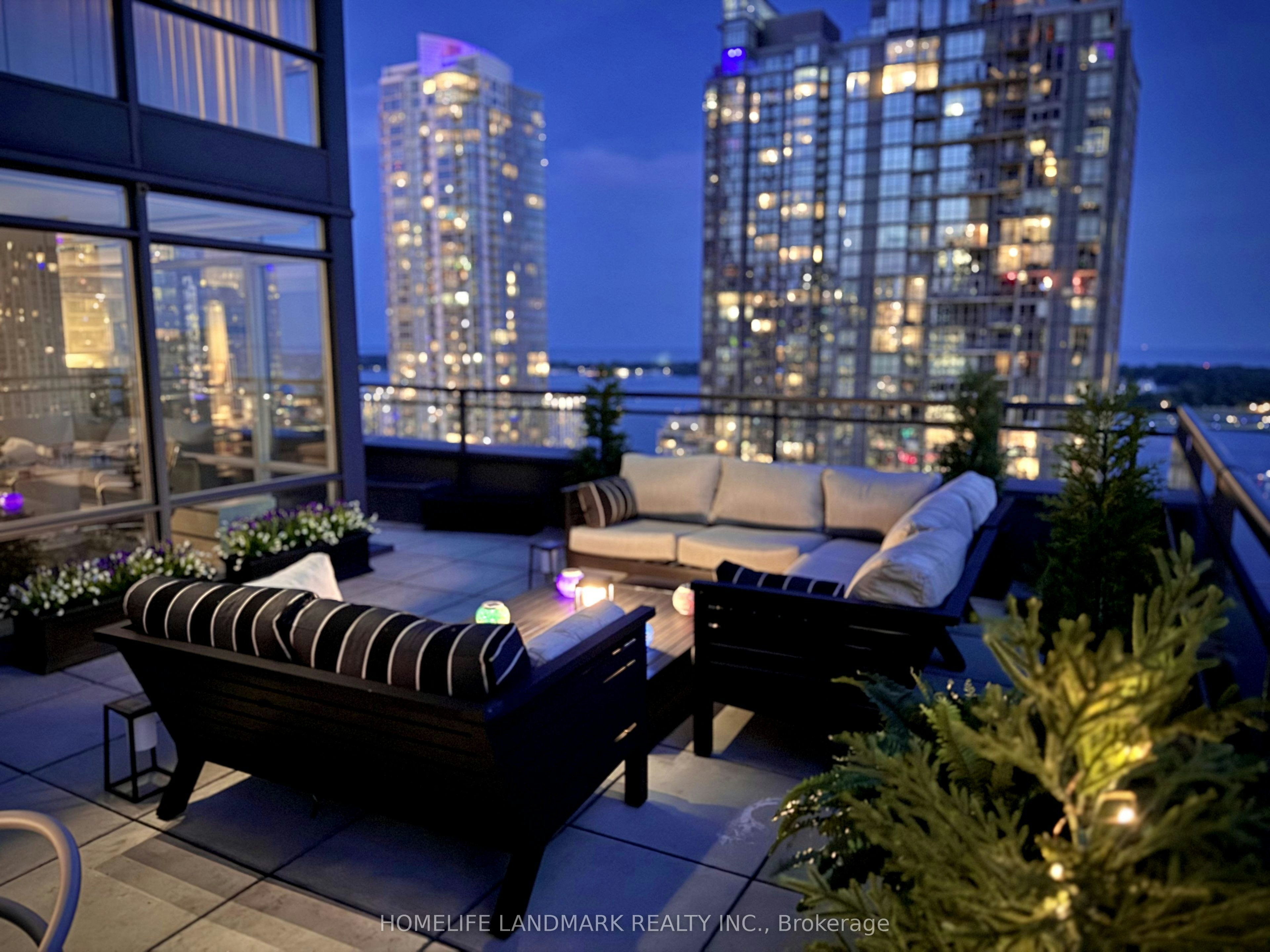 3107-25 Telegram Mews, Toronto, ON, M5V 3Z1
