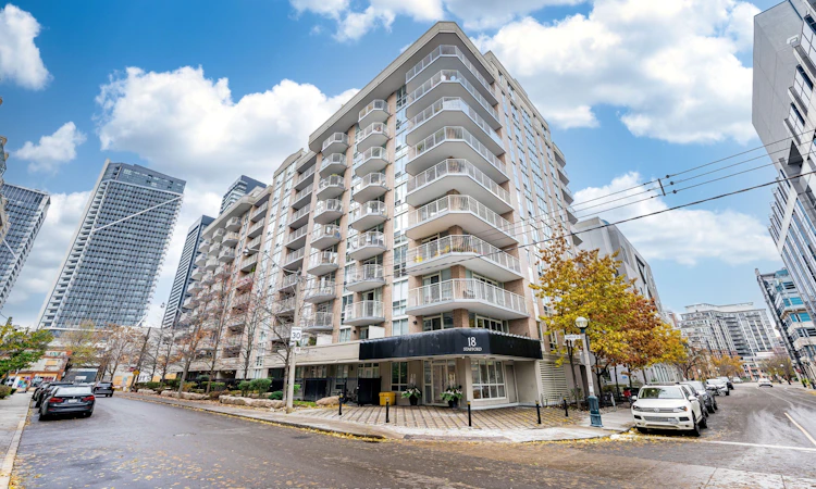 602-18 Stafford Street N