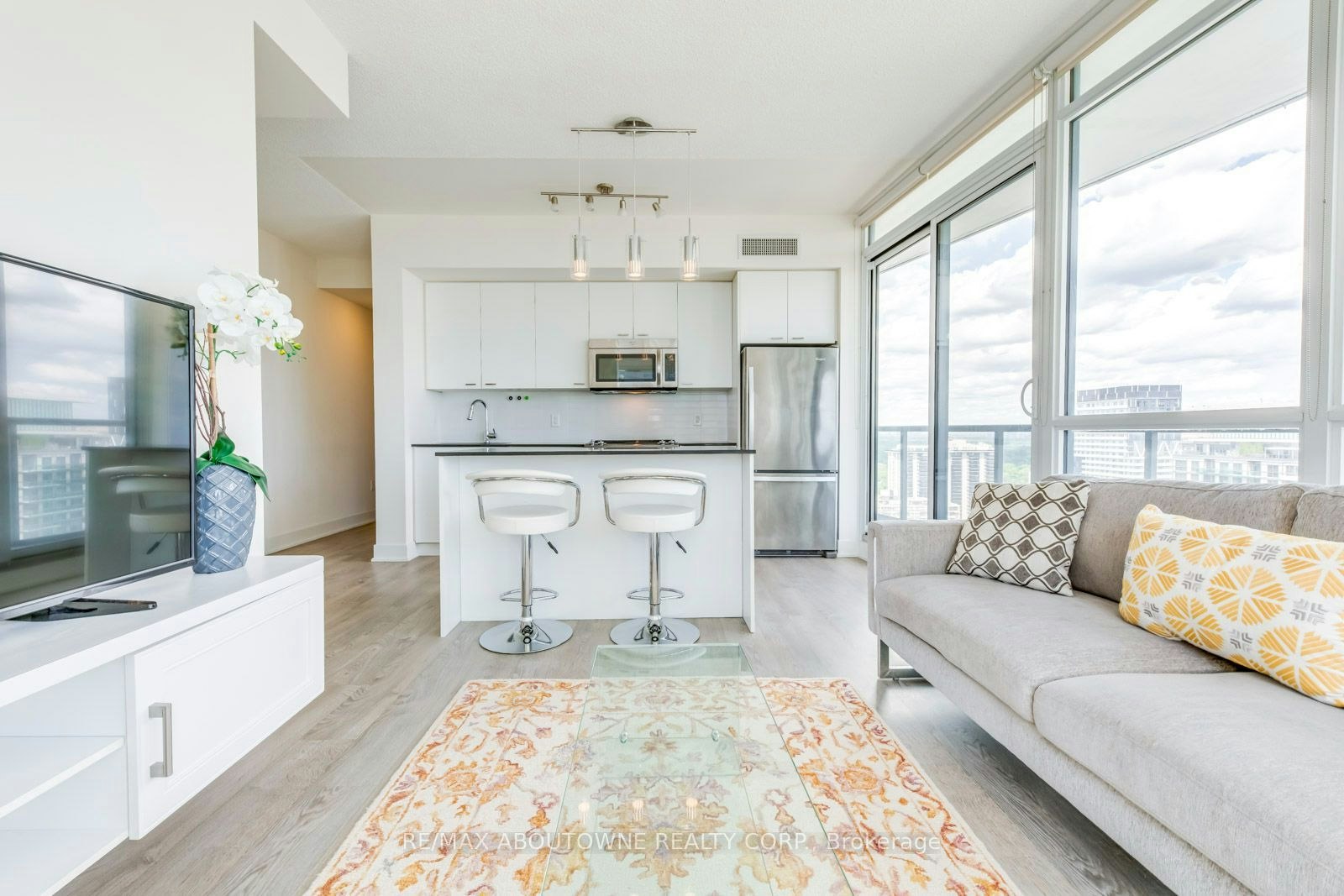 2810-30 Roehampton Avenue, Toronto, ON, M4P 1R2 - 14