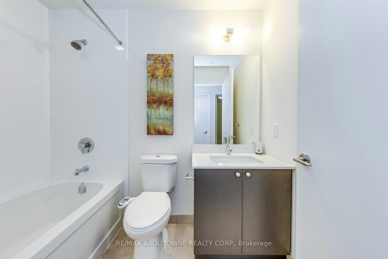 2810-30 Roehampton Avenue, Toronto, ON, M4P 1R2 - 23