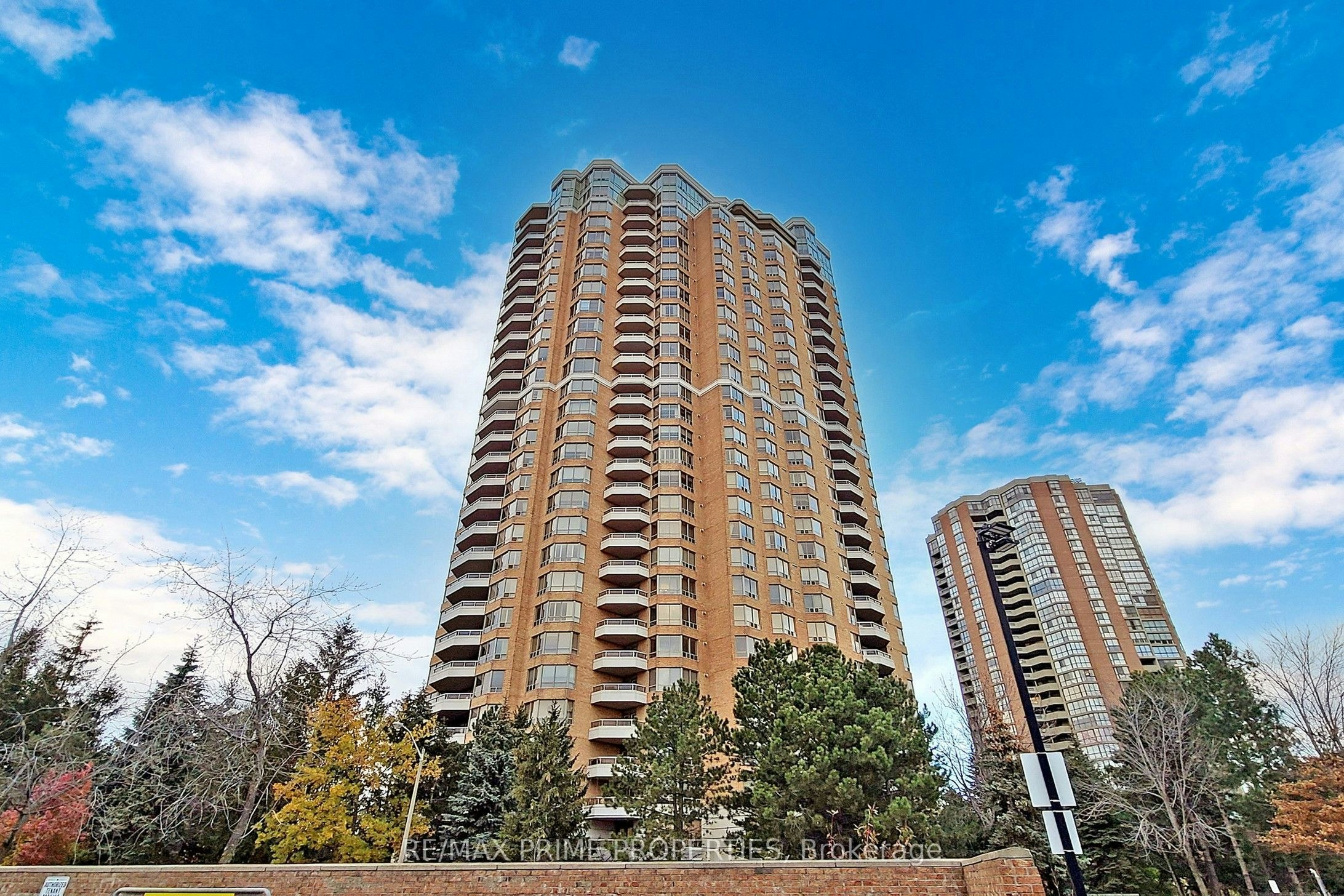 310-89 Skymark Drive, Toronto, ON, M2H 3S6