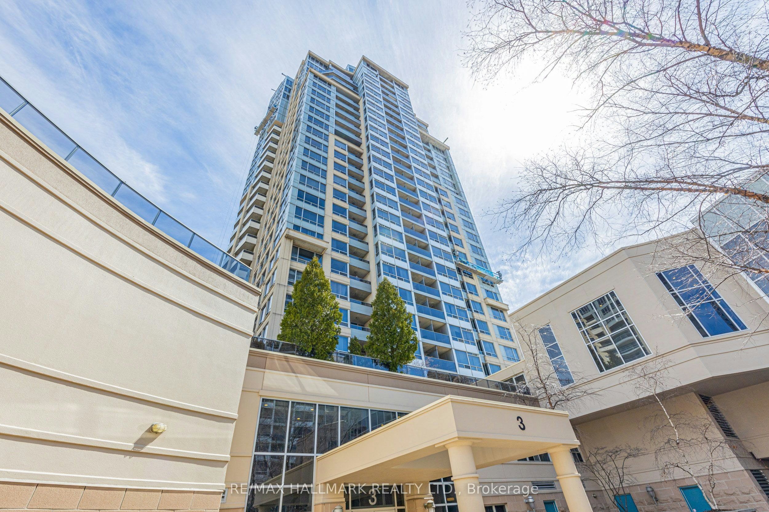 112-3 Rean Drive, Toronto, ON, M2K 3C2