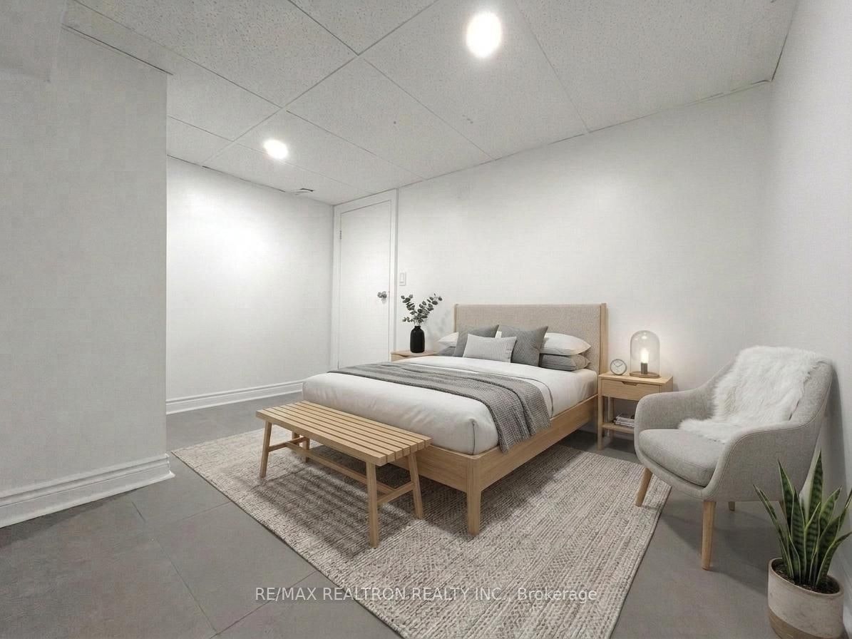 BSMT-210 Shaw Street, Toronto, ON, M6J 2W8 - 15